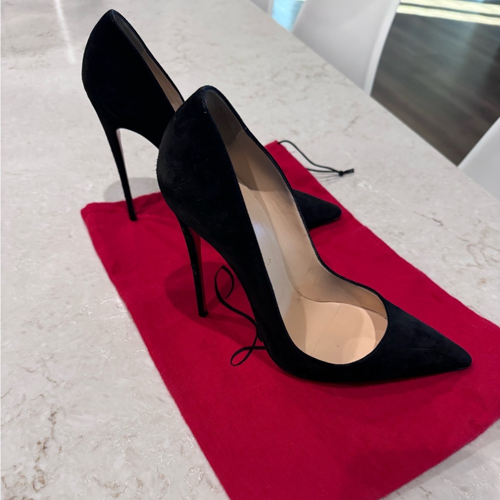 Christian Louboutin So Kate 120 39.5 pumps heels great condition!